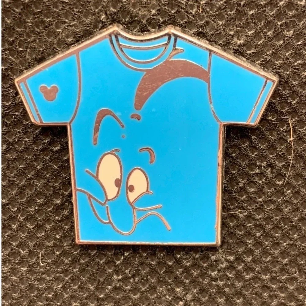 2011 Aladdin Genie Disney trading pin t-shirts set hidden mickey retired